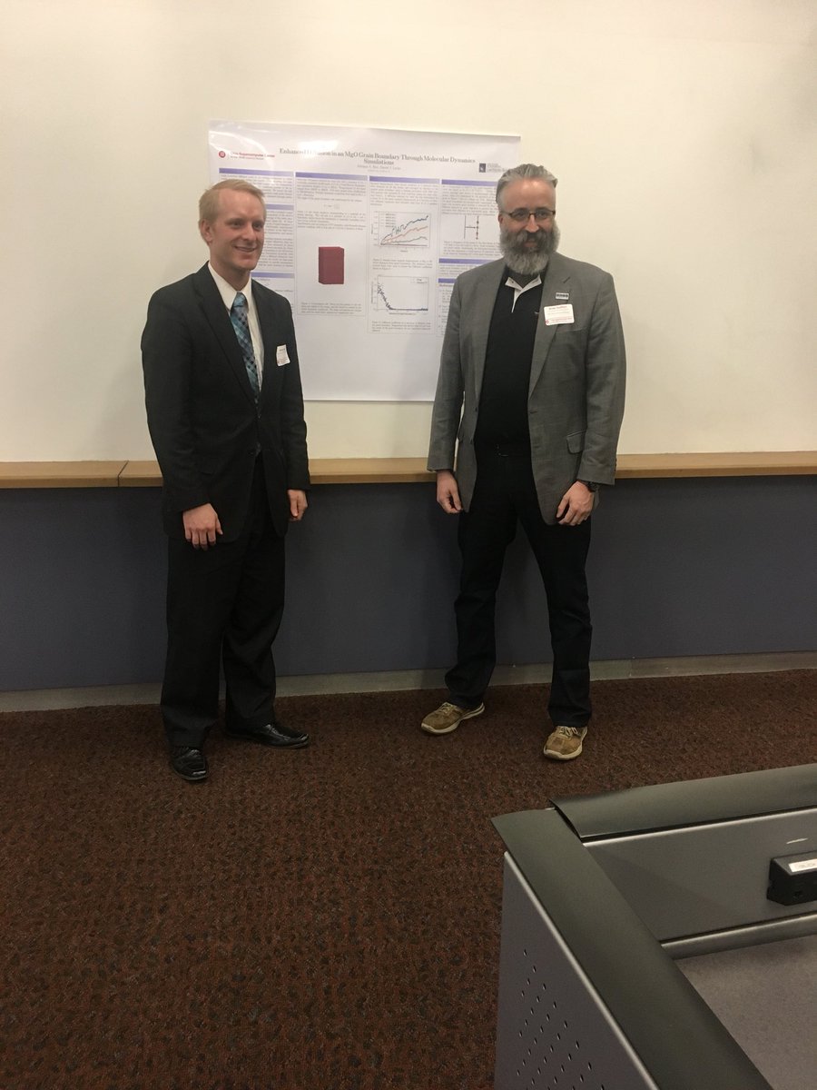 osc's tweet photo. Our #Poster winner was @cwru’s Adriaan Riet while @OhioState’s Masood Delfarah and Rosario Distefano tied for runner-up. #SUG #hpcresearch https://t.co/fdTAqEOYNj