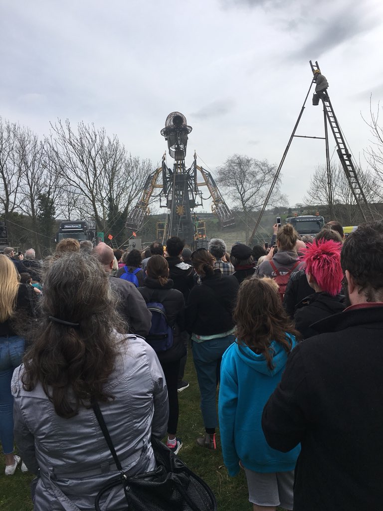 TimLethaby's tweet image. He’s huge! #manengine #radstock