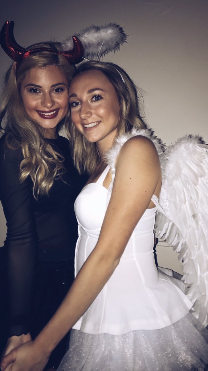 bailey1098's tweet photo. Happy Birthday to the best roomie 💓 I’m so sorry I’m not there to celebrate, I hope you have the best day. Love you lots 🎉👯‍♀️ https://t.co/qBk8ZF9MlP