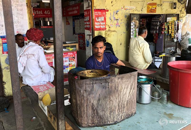 Reuters's tweet photo. No jobs, no vote: Indian town warns Prime Minister Narendra Modi ahead of 2019 polls https://t.co/t5IJNtfPZT by @krishnadas56 https://t.co/eS9oH14app