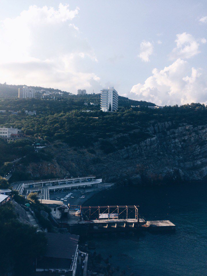 elewan31's tweet photo. Good morning from Crimea!
#DoYouKnow that the biggest Russian city is situated in Crimea? Officially the square of Sevastopol with sea territories is 1100 square kilometers.
#crimea #sevastopol #simferopol #yalta #alushta #kerch #russia #russianfederation #blacksea #azovsea #sea https://t.co/LVgqmTwPHy