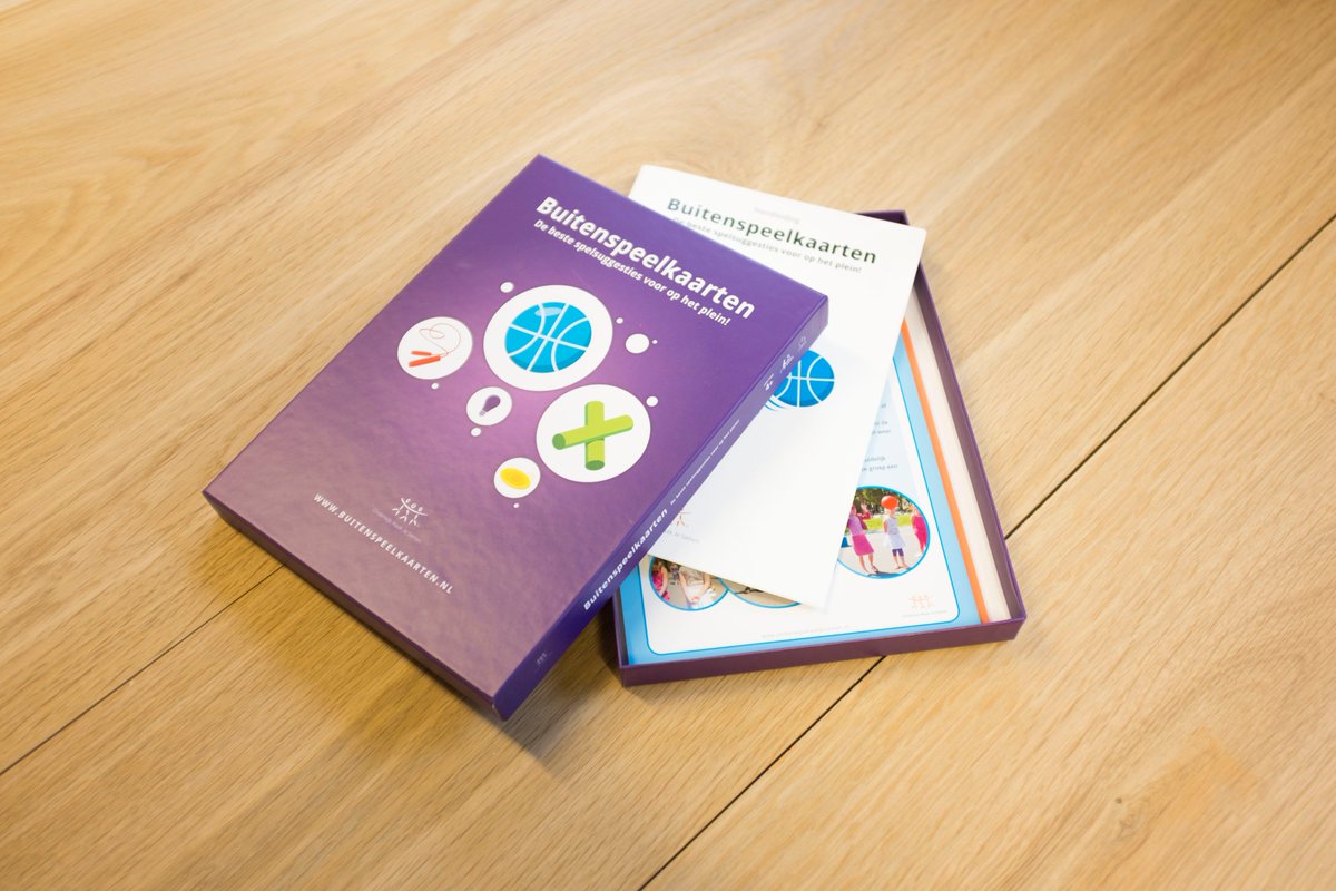 omjsactueel's tweet photo. Het mooie weer komt eraan: tijd om lekker buiten te spelen. Ideeën nodig? De #OMJS Buitenspeelkaarten helpen de kinderen op weg! #buitenspelen #onderwijs #PO https://t.co/MWk9kMnfAN https://t.co/KazU6PKZ8s
