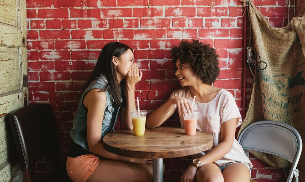 EliteDaily's tweet photo. Here's Why Gossiping About Your Co-Workers Feels So Good, According To Experts
https://t.co/NPV6M2nUn5 https://t.co/Rl8IyXAmiu