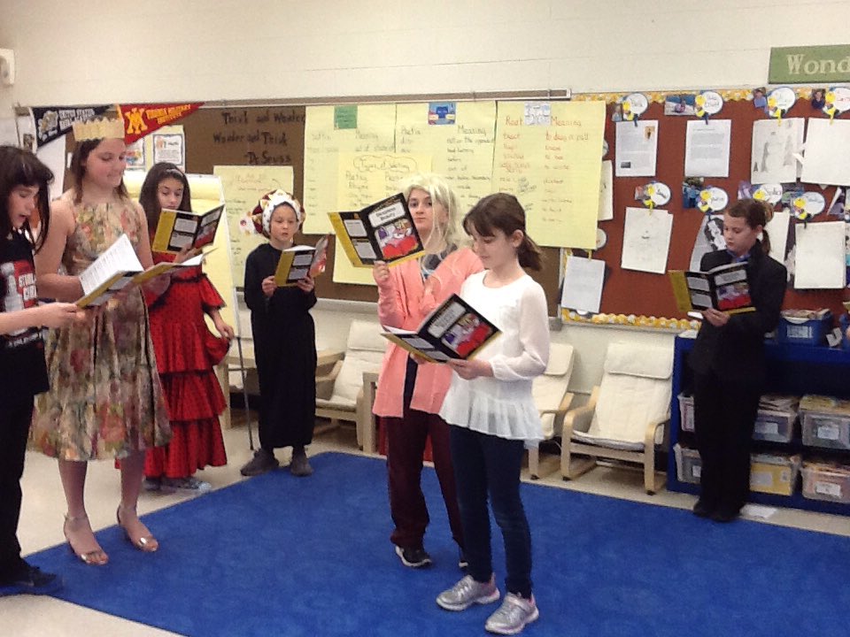 Grade4Spada's tweet photo. 4S Reader's Theater performing "Sleepless Beauty!" https://t.co/q8KYM4OBMI