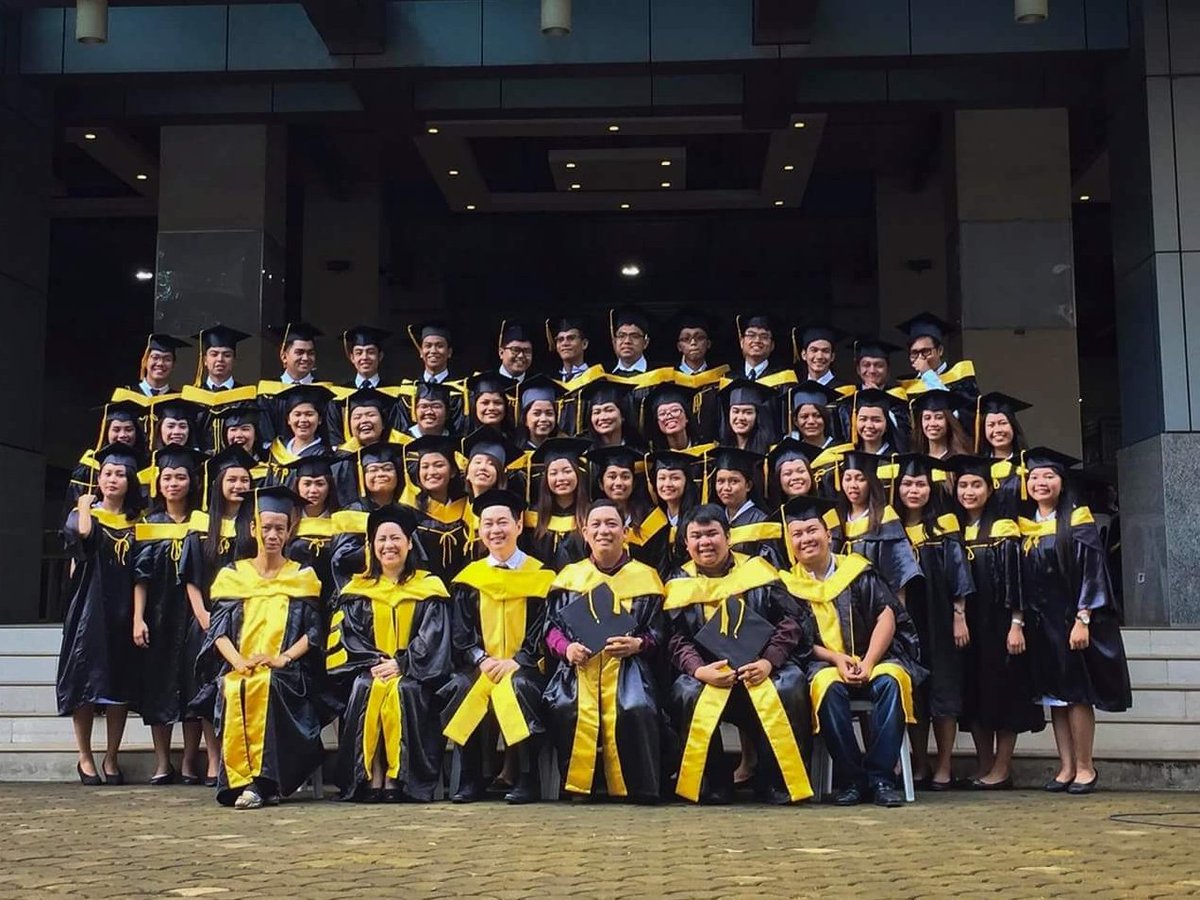 norcahar's tweet photo. Presenting the Ateneo de Davao University, 173 BS Accountancy 2018 Graduates with 50 LATIN Awardees. 🎓 All Glory to God! ☝️

CPA Board Exam, you're next! 💛 https://t.co/hvYtzpj2Gh