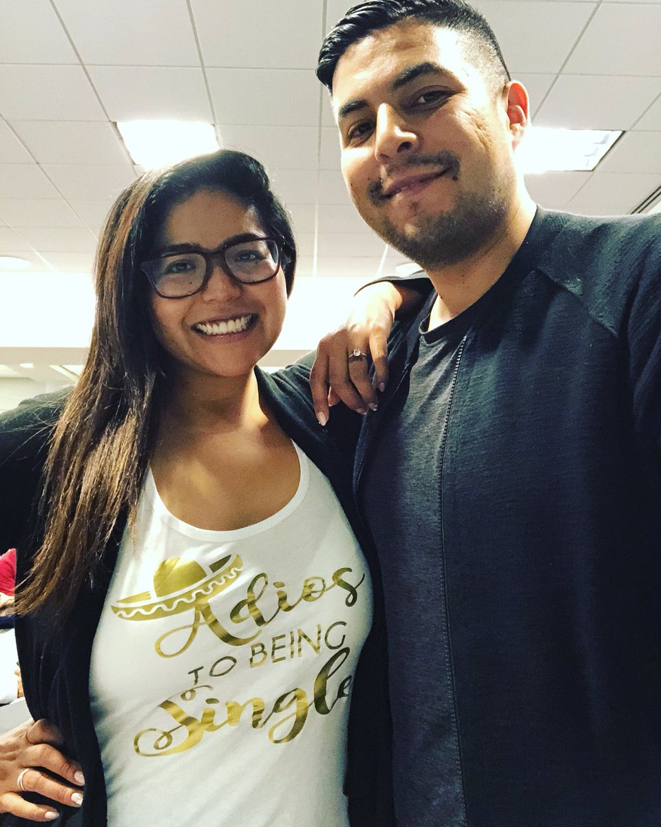 julissaarce's tweet photo. Immigrant families have our hearts, and our families in two places and having the privilege to travel to both countries, Fernando and I are having two weddings— in Taxco this weekend and in the U.S in November 👰🏽♥️🤵🏽. #DosRayas #gettingmarried https://t.co/B0h3pKuwjO