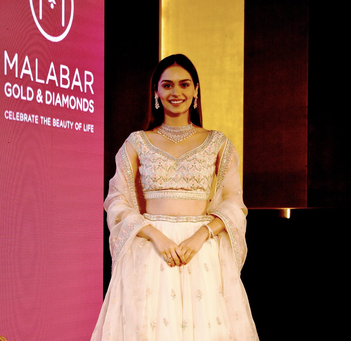 The Miss World 2017 - ‘Manushi Chhillar’ has endorsed our Brand and will be the new face of Malabar Gold &amp; Diamonds. <a href="/ManushiChhillar/">Manushi Chhillar</a> <a href="/Malabartweets/">MGD</a>