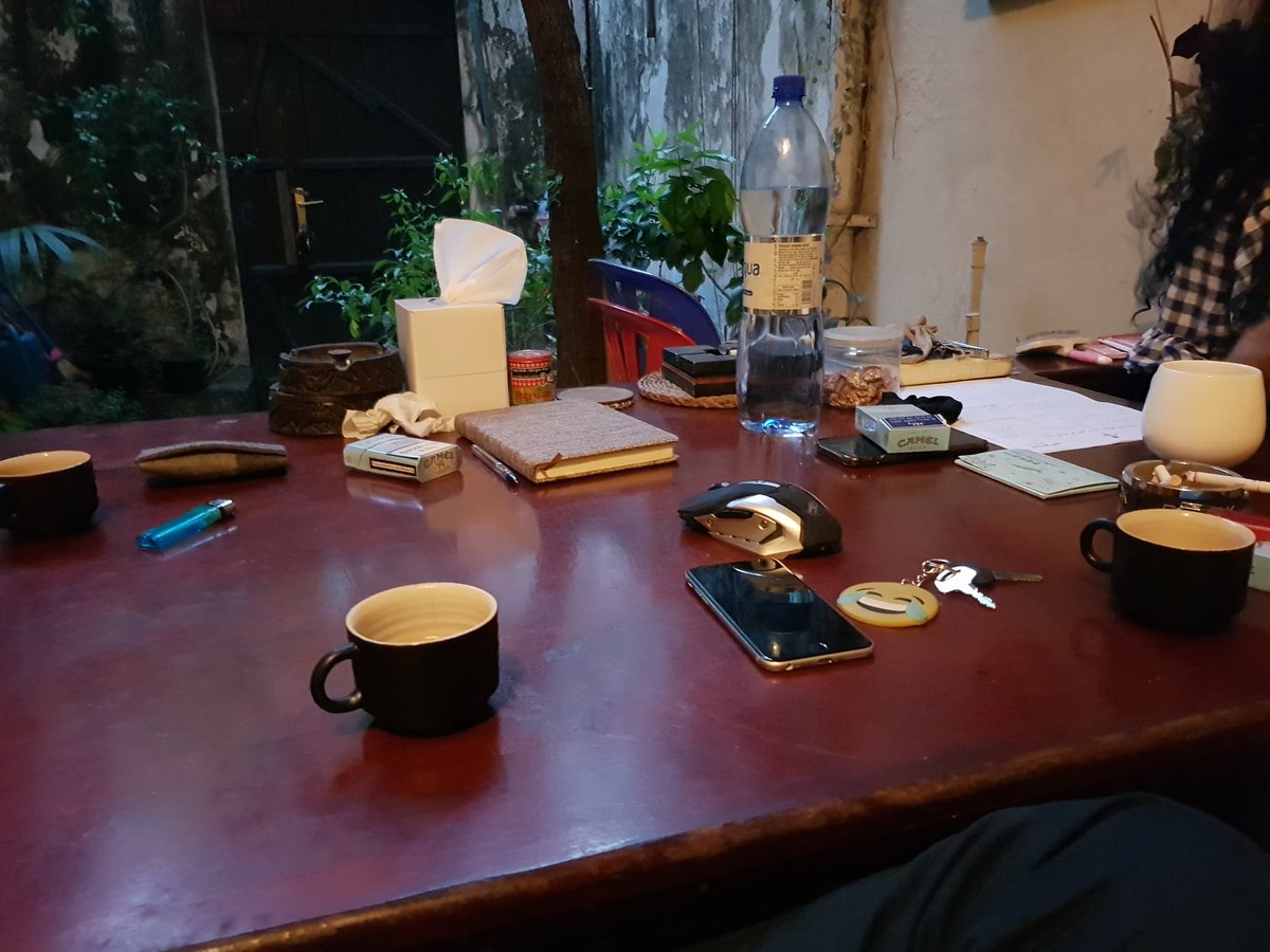 Sharaff__'s tweet photo. Catching up w/ @fezu @ibmzaidali @fujifurqan &amp; #Ile at #Fezu place. 
Thanks a lot my dear. https://t.co/evsOP95K4N