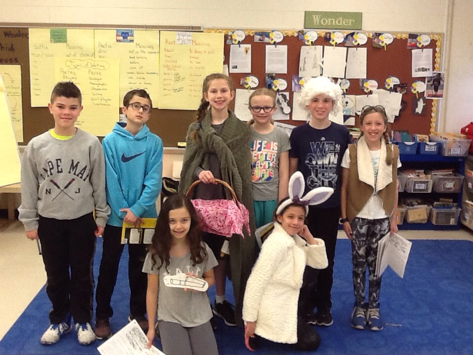 Grade4Spada's tweet photo. 4S Reader's Theater performing "Little Green Riding Hood!" https://t.co/a3OUhxa3Aj