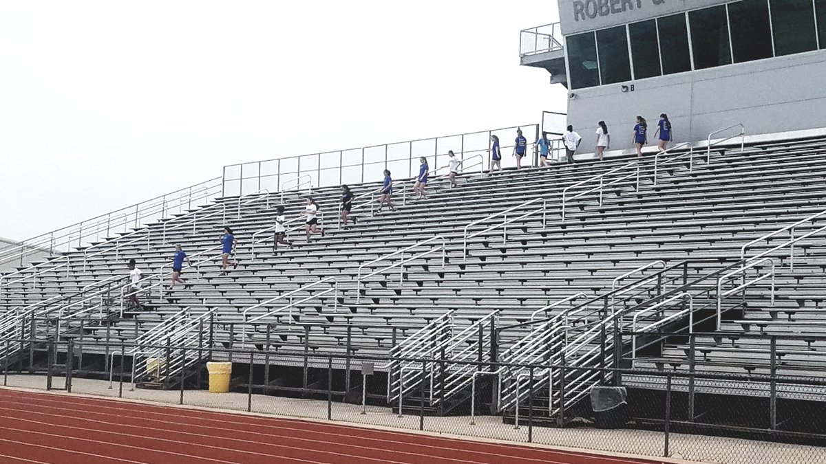 ladybuffssoccer's tweet photo. Went for a little walk after our pro agility testing 😁😁 #GoBuffs #AboveTheLine #OwnIt #NoLuckJustHardWork #SowTheRightSeedsForTheHarvest https://t.co/kWinPyi4x3