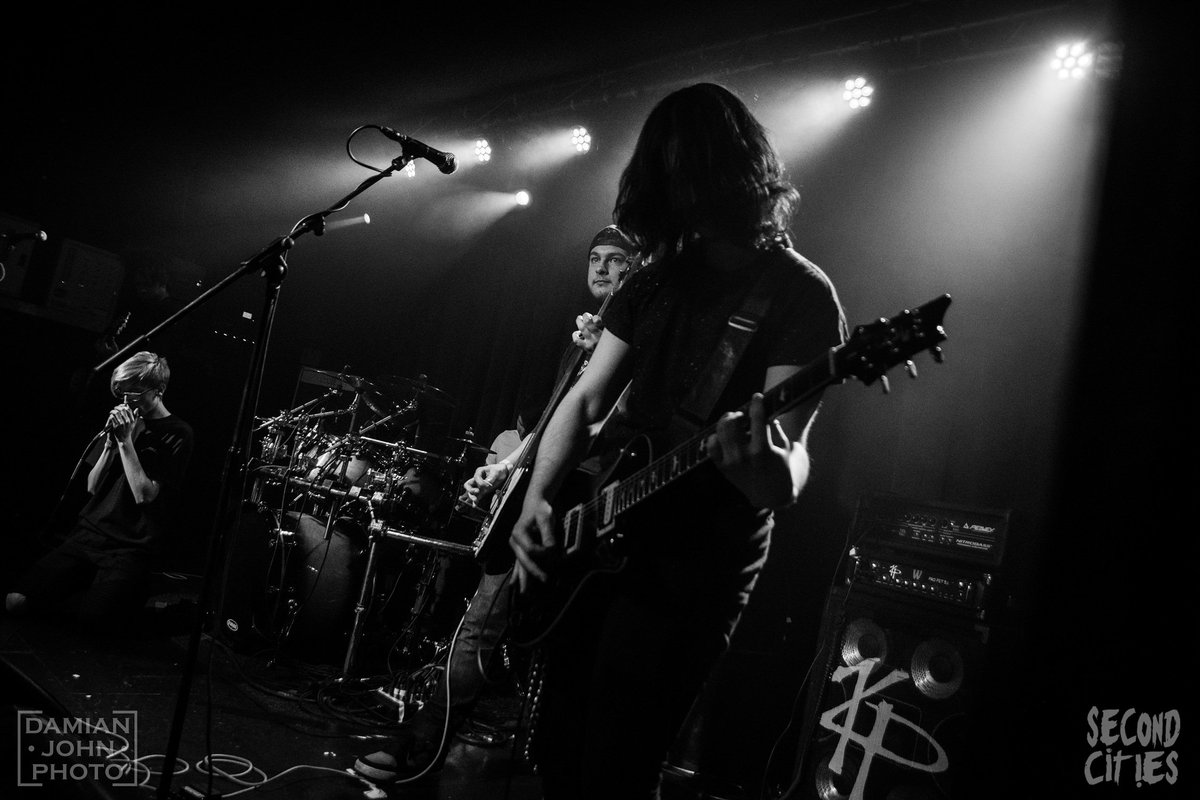 SecondCitiesUK's tweet photo. *Exiting news*
Since our headline show last week we have been hard at work putting something special together for you wonderful people.
What could that possibly be?
BIG REVEAL ON YOUTUBE AT 6!
#MASBand #MASRecords #bandsinbirmingham #O2Academy #YouTube https://t.co/ebUZ77FMdb
