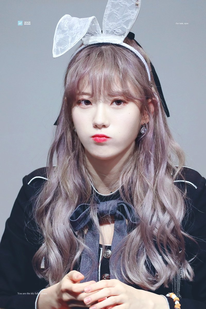 SpaceBound_97's tweet photo. 180324 🐰🐰
#루다 #우주소녀 #WJSN https://t.co/gozwJr9vVQ