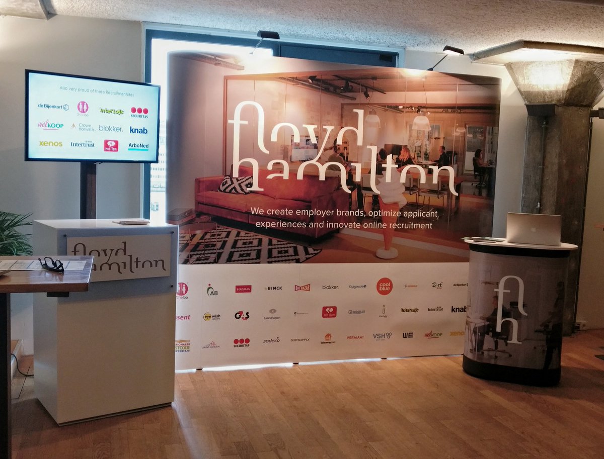 ramsesserno's tweet photo. Mooi debut als sponsor van @Floyd_Hamilton op een fraai #EmerceRecruitment18. Naast sprekers van #Innogy, @MarloesPeters89 en #Binck, Rosa Efde, veel van onze opdrachtgevers mogen verwelkomen. Erg leuk om bij de borrel oude bekende uit recruitmentwereld weer te treffen. https://t.co/ksbKsf58RF