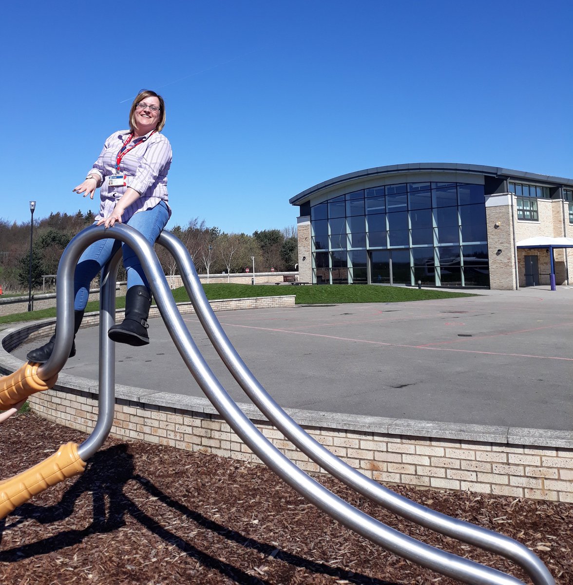 leedsIVscheme's tweet photo. Thank you to @Child_Leeds and @TheGSAL for letting me be part of the drama workshop yesterday! I loved letting my inner child play! #playinginthesunshine #freefun #climbing #teamworkmakesthedreamwork https://t.co/kHPeX2xLpp