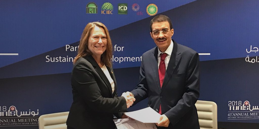 UNOPS's tweet photo. An exciting partnership ... @UNOPS &amp; @isdb_group to work together towards the #SDGs https://t.co/gMIbsvXZ9S https://t.co/MW73dPcIkf