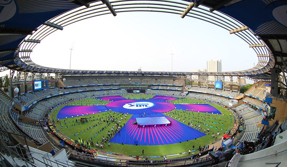 VIVO #IPL Opening Ceremony: The stage is getting set for season 11 opener - <a href="/mipaltan/">Mumbai Indians</a> vs. <a href="/ChennaiIPL/">Chennai Super Kings</a> #MIvCSK