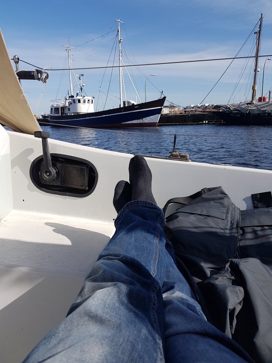 EinSegler's tweet photo. Endlich am neuen Liegeplatz in #Wilhelmshaven angekommen. Es war eine tolle Überführung, ein riesen Dankeschön an Georg und Margrit!!! #Diewilde13 #Whaven #SKSW #SegelkameradschaftKlausStoertebeker https://t.co/wA4CewasMd