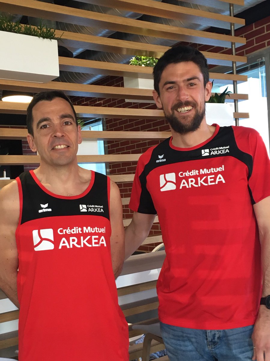 SuravenirASSUR's tweet photo. Nos deux champions sont prêts à relever le défi 🏃🏻‍♂️RDV dimanche ! #TeamArkeaRunning #suravenirassurances @JaimeCMArkea @parismarathon https://t.co/kjh7ODIKJc