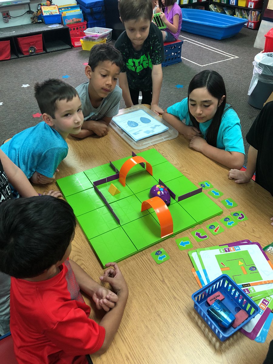 listonslearners's tweet photo. SEM Technology Kindergarten Coders https://t.co/c8fFSTaLQH