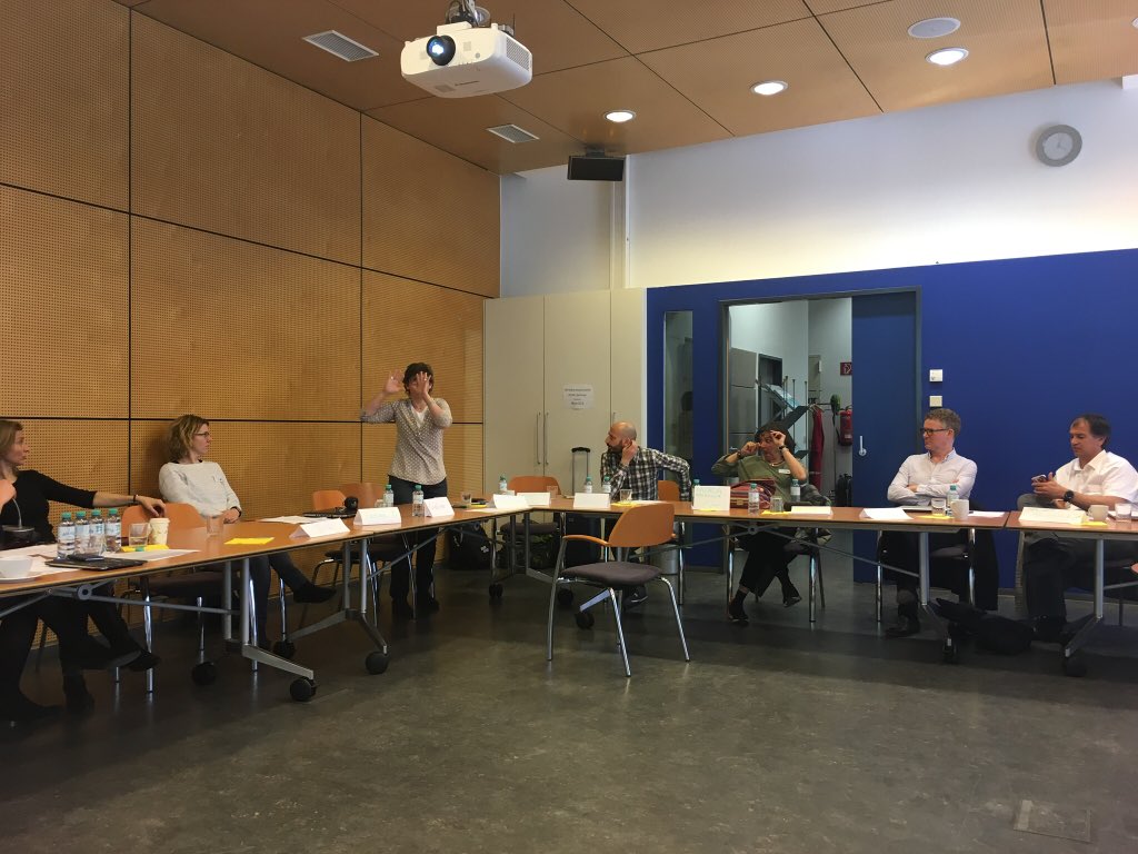 leesonl's tweet photo. @ProSignECML #prosign2 delegates welcome opportunity to feed into #teacher competencies product in @ECMLCELV “Towards a Common European Framework of Reference for Language Teachers” @enslt_eu @EUD_Brussels @efsli #prosign2 @designsproject https://t.co/CwIviDn2EL