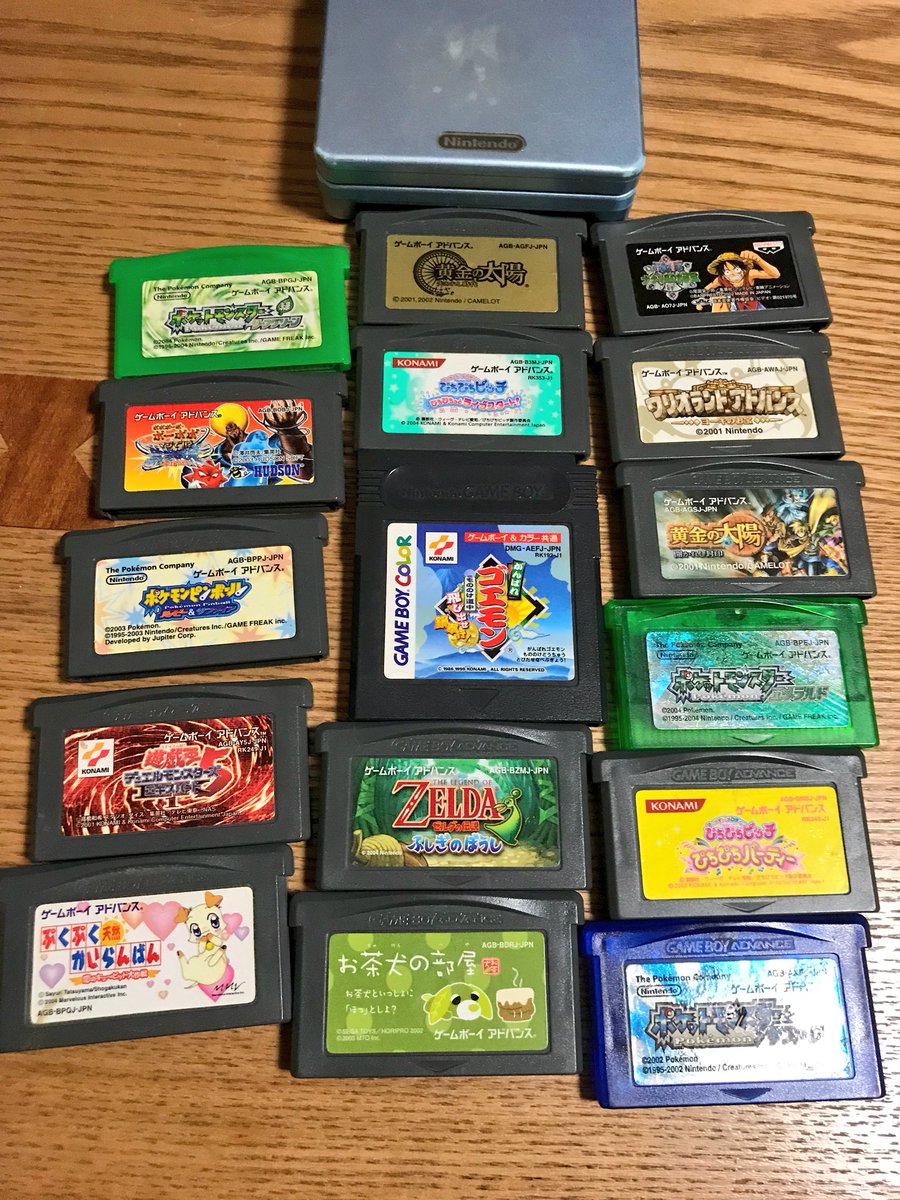 Gironoto この懐かしい青いパッケージ Gcでgbaが出来るゲームボーイプレーヤー 付属品も現役でした 懐かしすぎて泣ける ソフトは当時の謎ラインナップ 今日はワンピース ナナツ島の大秘宝 黄金の太陽 また今度