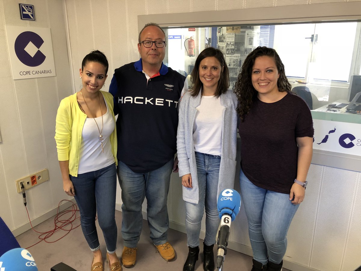 fifedetenerife's tweet photo. Hoy en @CopeCanarias @guillermoarea entrevista a dos participantes y a la formadora de la última edición del Proyecto Iníciate. Recuerda que el periodo de inscripción del 2018 está abierto hasta el 12 de abril. Más Información: https://t.co/MzZ9CJaBKE 
#ProyectoIniciate https://t.co/7l345VPztM
