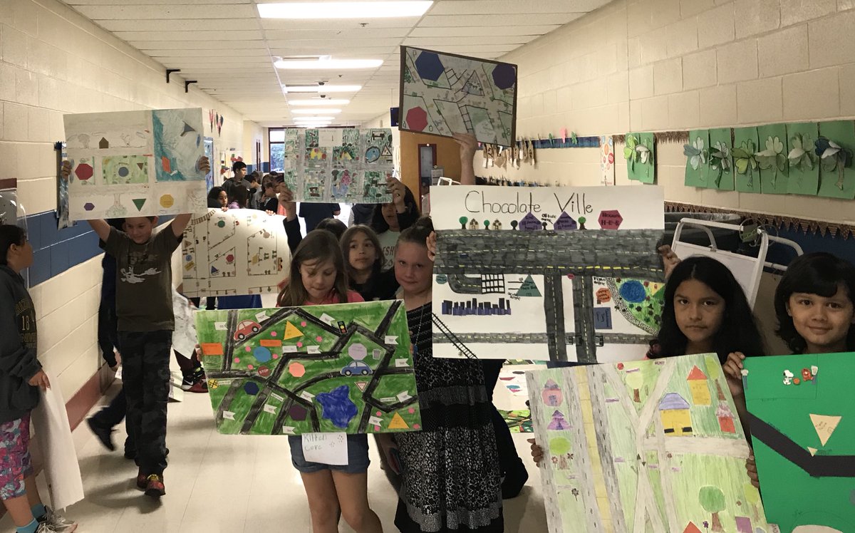ArceVickie's tweet photo. Awesome geometry town projects!@NISDBRAUCHLE https://t.co/IxIL5r4xGn