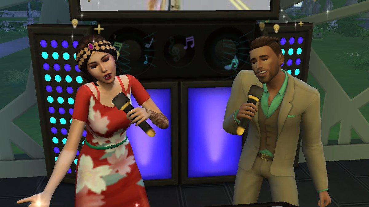 NorthSimmer's tweet image. I do create some cute couples on the sims hehe