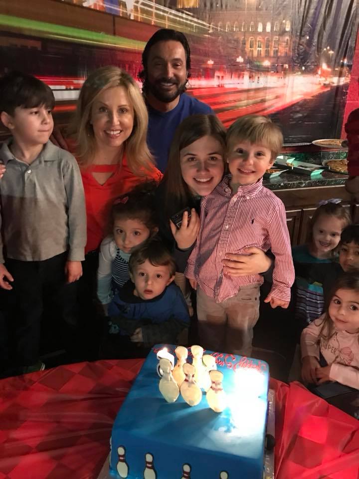 Gathering around the cake to sing is always the highlight of any birthday party. 🎉🎂 Thanks for choosing #BeascakesBakery, <a href="/kirstincoletv/">Kirstin Cole</a>!  

#CustomCakes #ArmonkNY #Westchester #NewYork #BakedGoods
