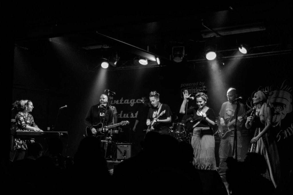 Zagrebački reggae bend Brain Holidays u KSET-u promovira spot za pjesmu 'Proljeće'  <a href="/KSETinfo/">KSET</a> @BrainHolidays1 trecisvijet.com/2018/04/06/zag…