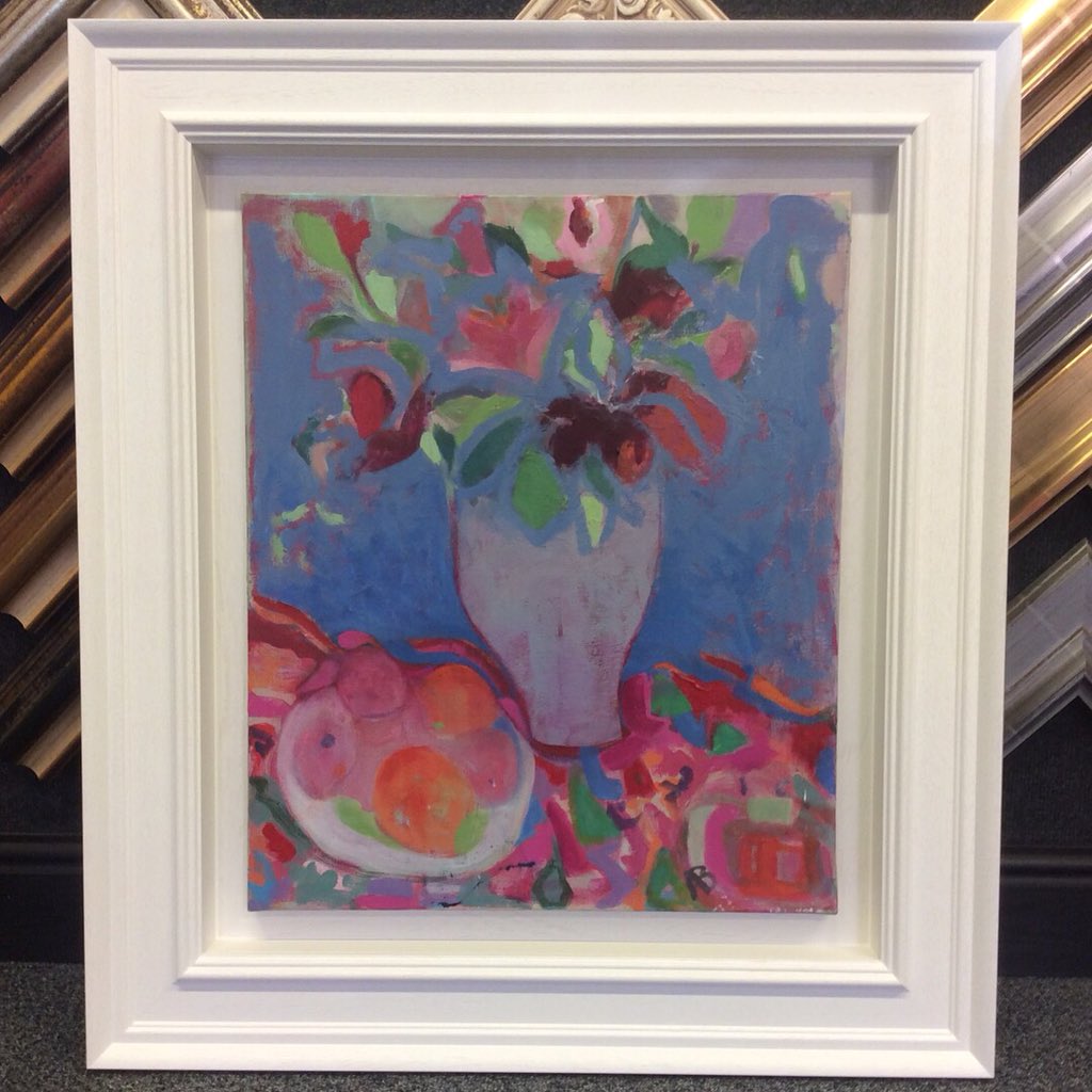 We gave a new lease of life to this vivid impressionist painting by floating it in a deep canvas box frame with an impressive white moulding surrounding. instagram.com/p/BhO2q48llfP