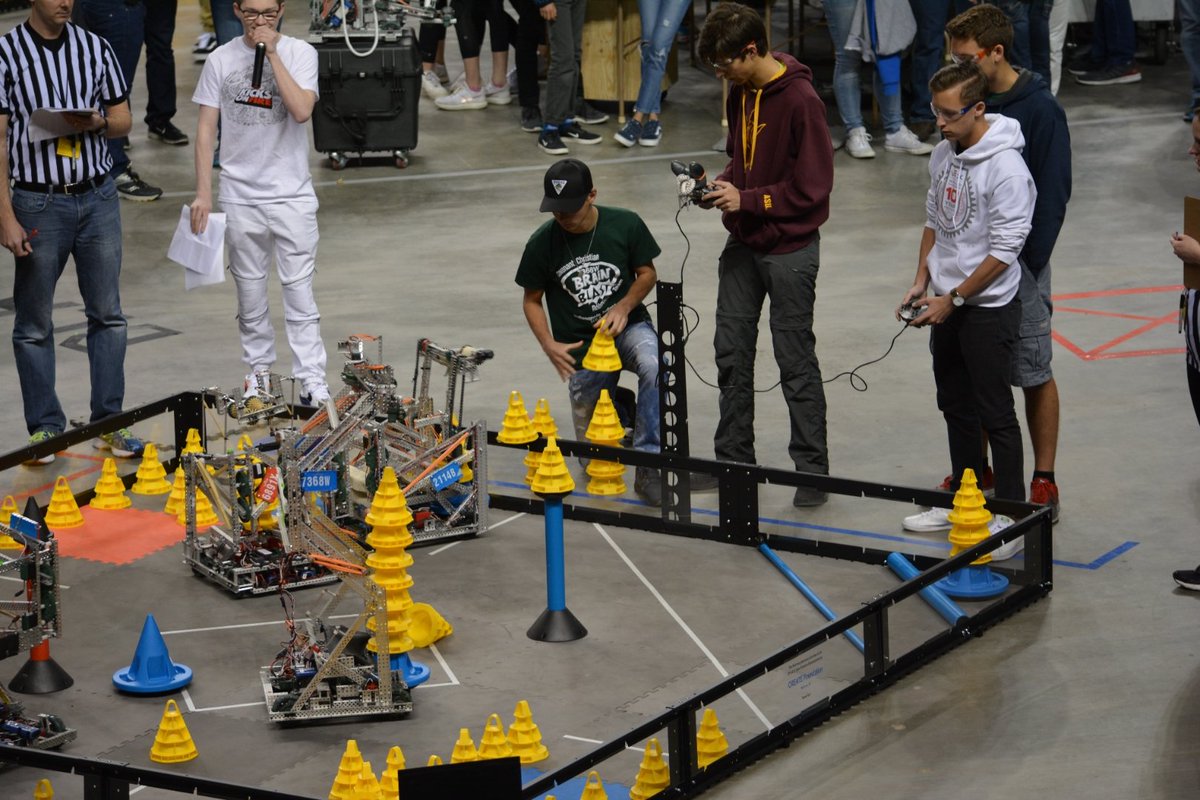 7368W_robotics's tweet image. Match Q1 is a 97-62 win for 7368W @cchsindy and their 2114B alliance partner. A very good start for the CREATE U.S. Open!