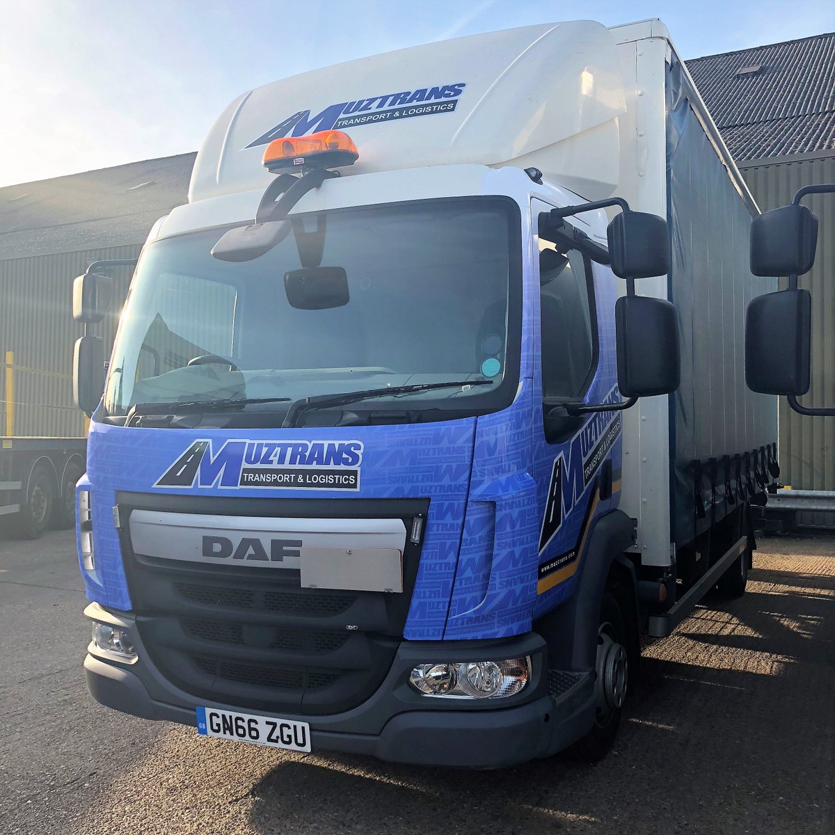 MuztransLimited's tweet image. Another 2 new additions to our fleet #UltraLowEmissionZone #MakingLogisticsSimple #SettingStandards #HandleStoreDeliver #FORSGold