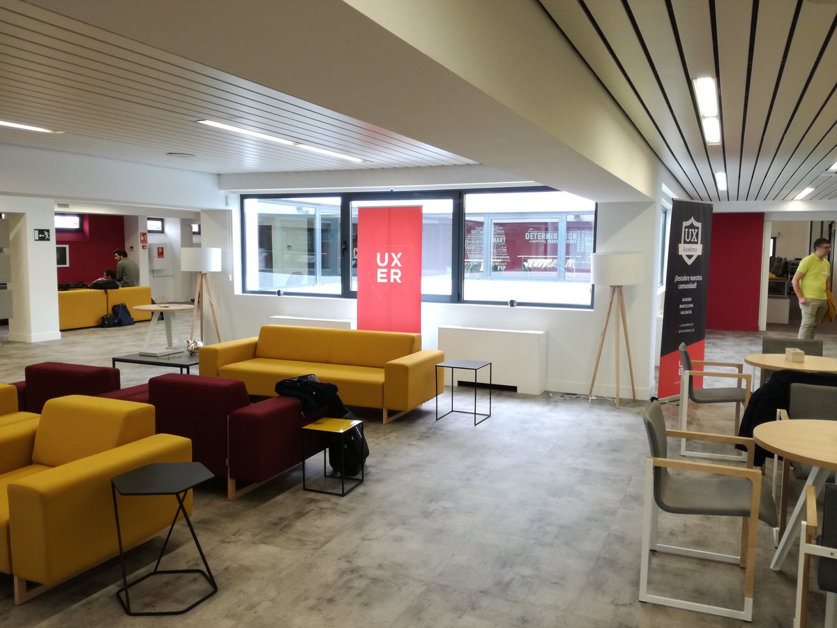 uxerschool's tweet photo. Todo preparado para el GRAN DÍA. Nuestros alumnos del #UXIMMERSIVE y #VRIMMERSIVE presentan sus proyectos ante una gran audiencia con empresas actualmente contratando. El espacio: @THECUBEMadrid 😎 #Demoday #UXERDAY #hiringsession #UX #UI #VR #AR #MR #XR https://t.co/o5Op5xjzIn