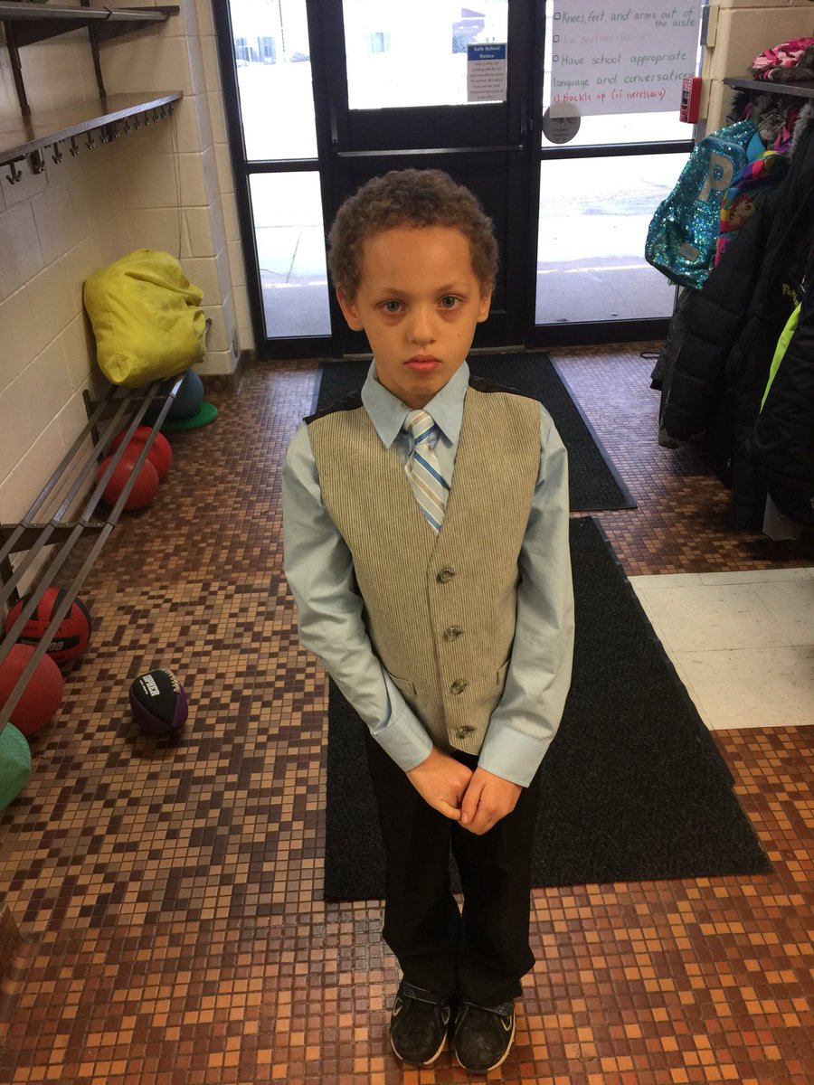 Just_JayZ's tweet photo. When second graders come to school dressed up for the Jefferson Gentlemen! #whyigive @GIPSFoundation @JeffersonGIPS https://t.co/pOCkYMqZiN