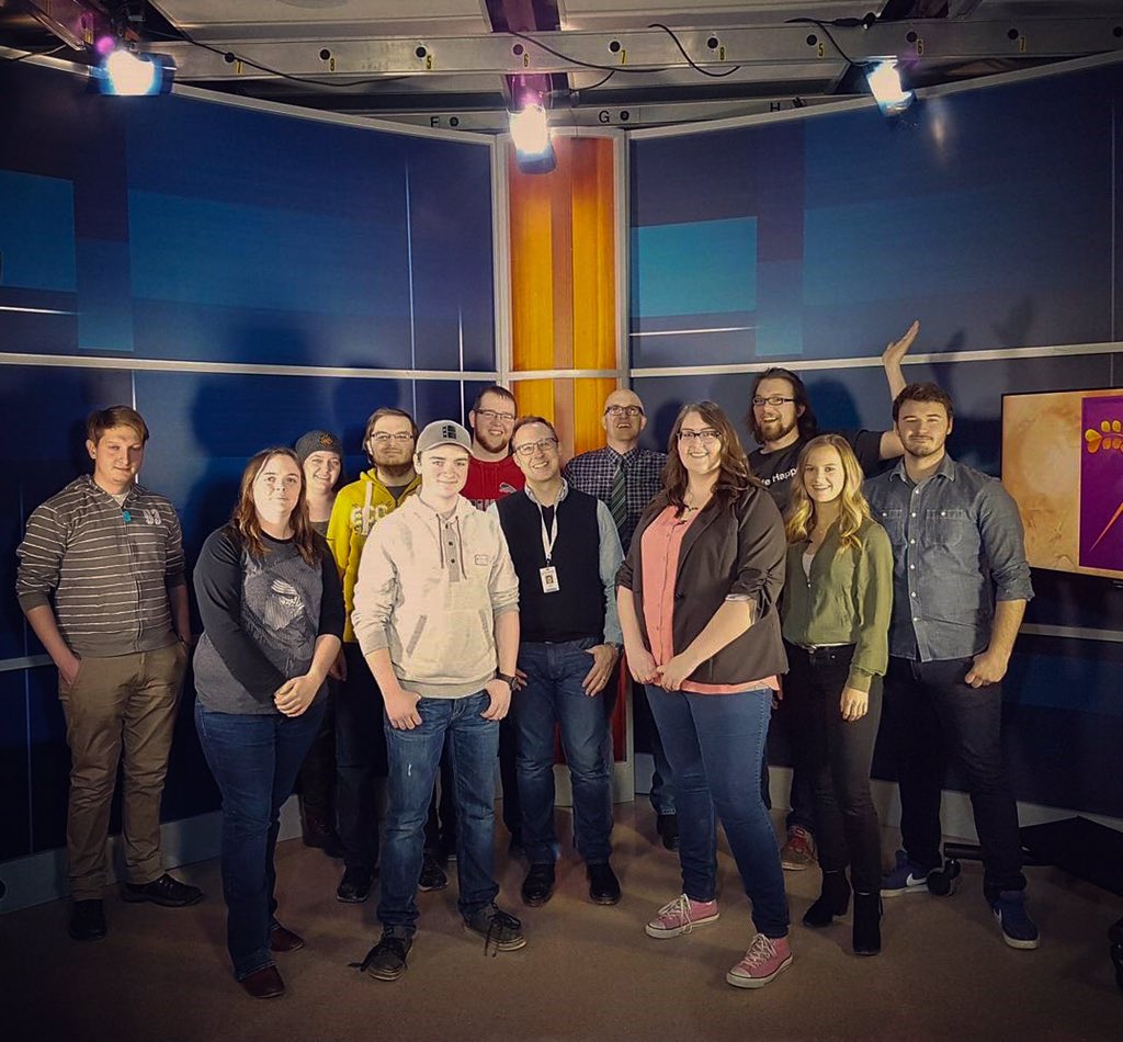 assiniboine_mb's tweet image. Great debut for the @PrairieHearts documentary series today at our Victoria Ave. East campus. Nice work by our @IMAstudents to share the stories of Westman. #bdnmb #bellmts