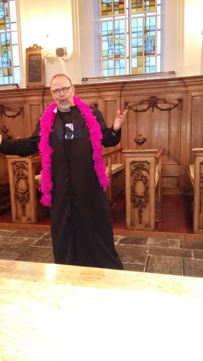 En wat in moai toanielstik ha wy yn tsjerke: net normaal! Kaarten foar 7 april 17.00 oere: Frisia1874@gmail.com