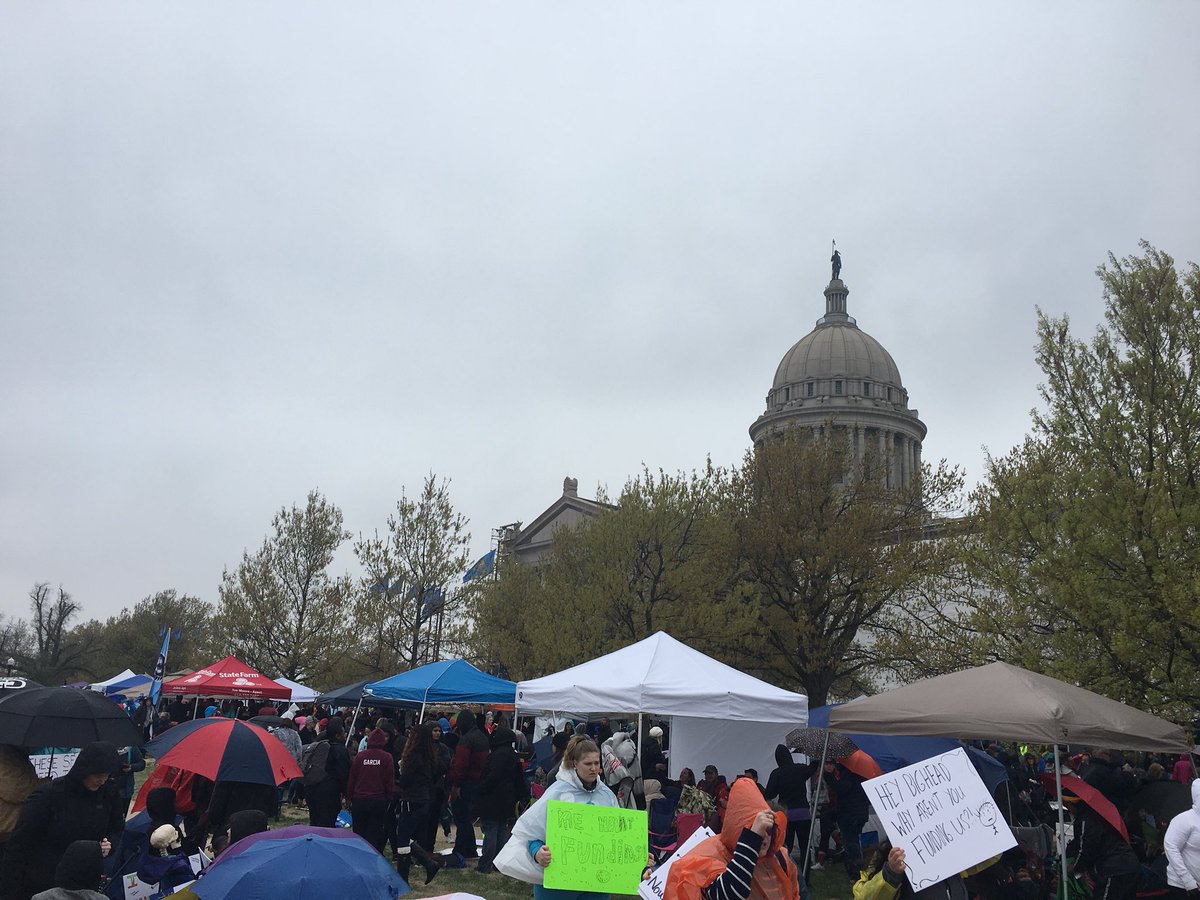 miss_wright88's tweet photo. #oklaedwalkout Day 5. We’ve been out in cold, wind, sunshine, and rain. Our students are worth it, no matter how frozen, wind blown, sunburned, or wet we get! #FundEducation #oklaed #OKWalk4Kids https://t.co/asCqljYoRv