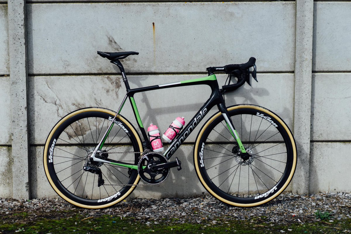 cannondale pro bike