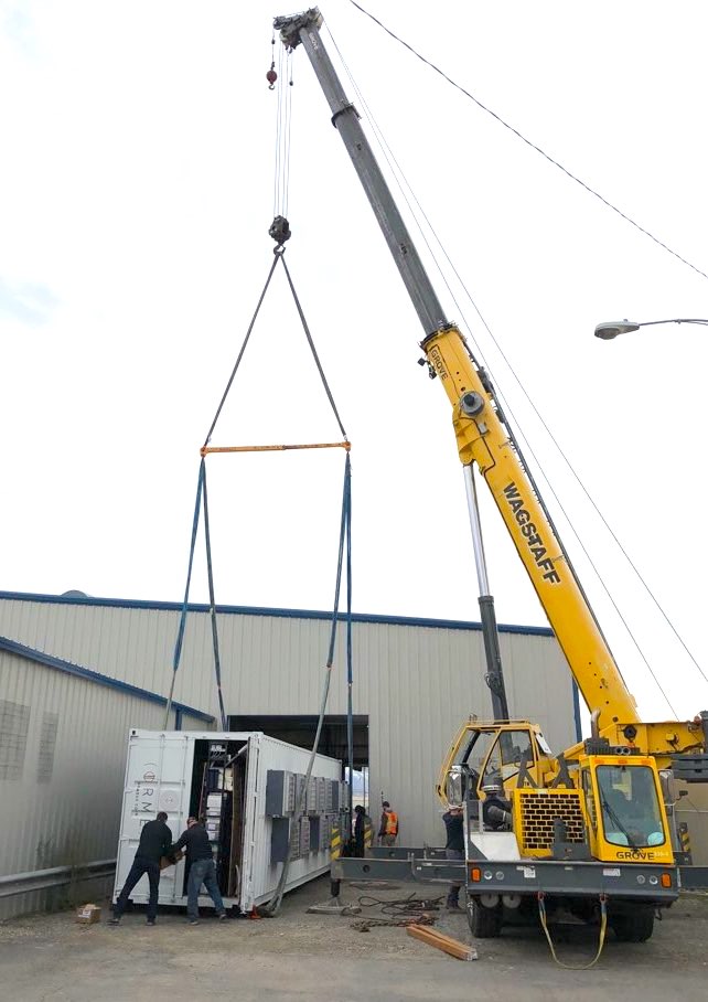 ormeusecosystem's tweet image. SUNNY DAYS AHEAD! Here's an inside look from a cloudy North American Midwest State today as Ormeus Coin plugs in yet another mobile mining unit. Stay tuned for some huge announcements in the coming days folks #hashpower #ormeus #bitcoin