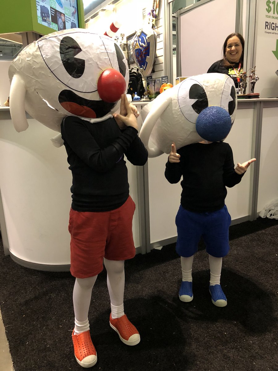 thinkgeek's tweet photo. We had a cup-ple of cuties stop by the booth! (They showed us their βlaser hands, pew pew!β π) #ThinkGeekCuphead https://t.co/FaT8Xg0dyc