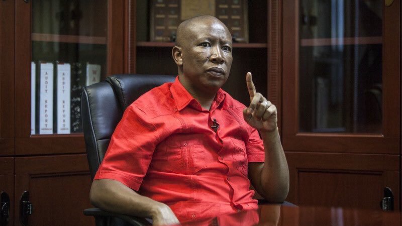 MalumeSharepart's tweet photo. Guys like Tebogo exist in real life,all they know is to spoil girls but they monster,so girls/ women get out of that relationship as soon as possible #TheQueenMzansi https://t.co/QiYesPCmmU