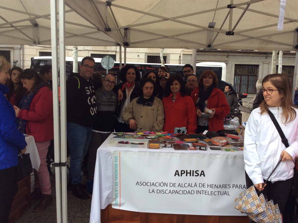 AytoAlcalaH's tweet photo. Con #APHISA, @ArafyvRedes, #ASAYAR y #ASME
 
#DíaMundialdelaSalud #FeriaSalud @AytoAlcalaH https://t.co/5PiEIIxTz2