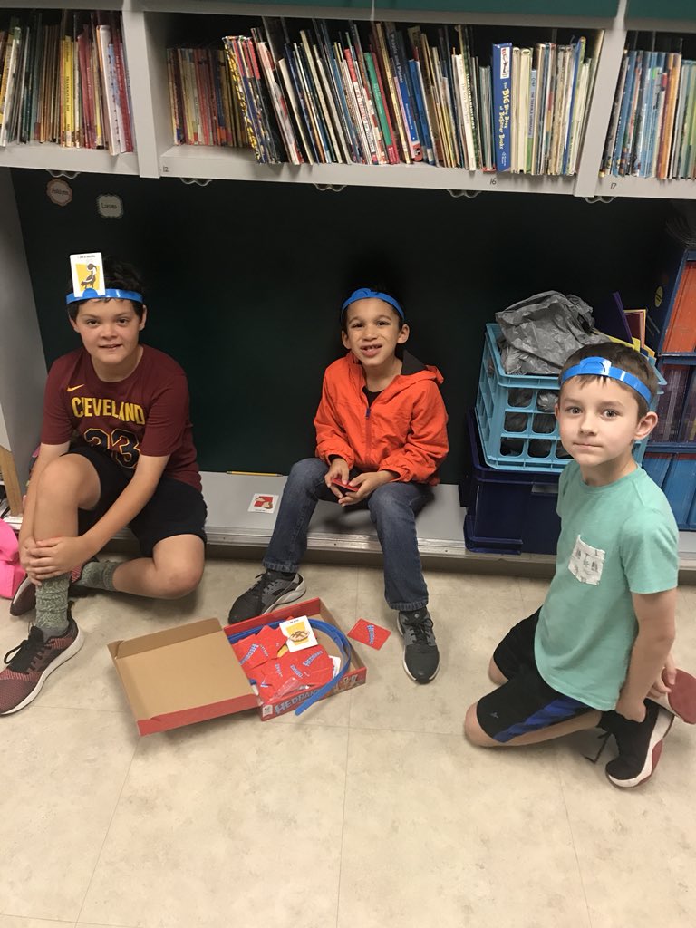 5thGradeGHES's tweet photo. Best way to de-stress? Hanging out with our awesome 2nd grade buddies of course!!! https://t.co/OGYOdDLVFn