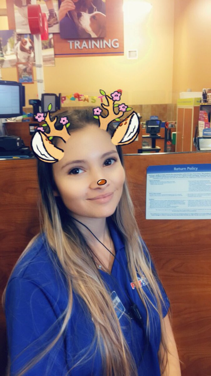 Jaymarie can’t wait to get her Sony Headphones 🎧! #WellDeserved #thankyou <a href="/PetSmartAE/">Associate Engagement</a> #petsmart2283