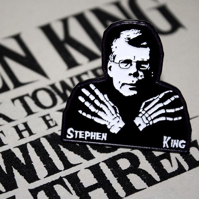 bbllowwnn_'s tweet photo. Repost @loudmouththreads
・・・
NEW Stephen King pins are out now and available on the site! 💀
.
.
.
.
#loudmouththreads #enamelpins #pingame #pindrop #lapelpin #pincommunity #lapelpins #pincollection #pincollector #pintrill #pintrade #patchgame #pingam… https://t.co/CsqyGwUd64 https://t.co/22HulaXRVv