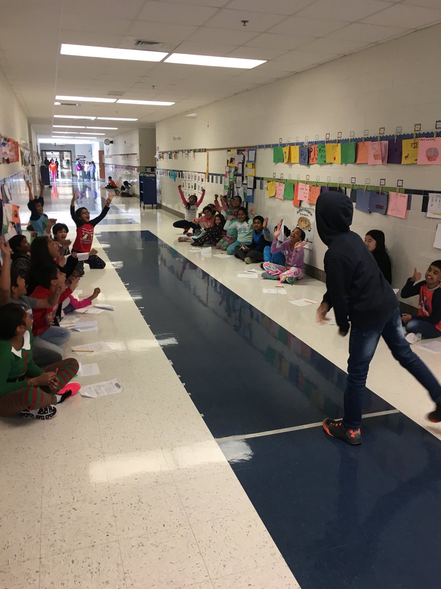 mswhite_4th's tweet photo. We had fun designing paper airplanes for our class experiment! @RosaLeeCarterES https://t.co/IvyKNZ060f