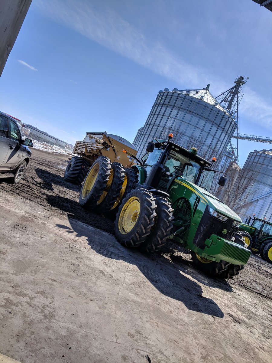 thejim1977's tweet photo. This one is #2. Going to the field for test run. #JDRC2000 #apply18 #JohnDeere https://t.co/tJFPZMaAJg