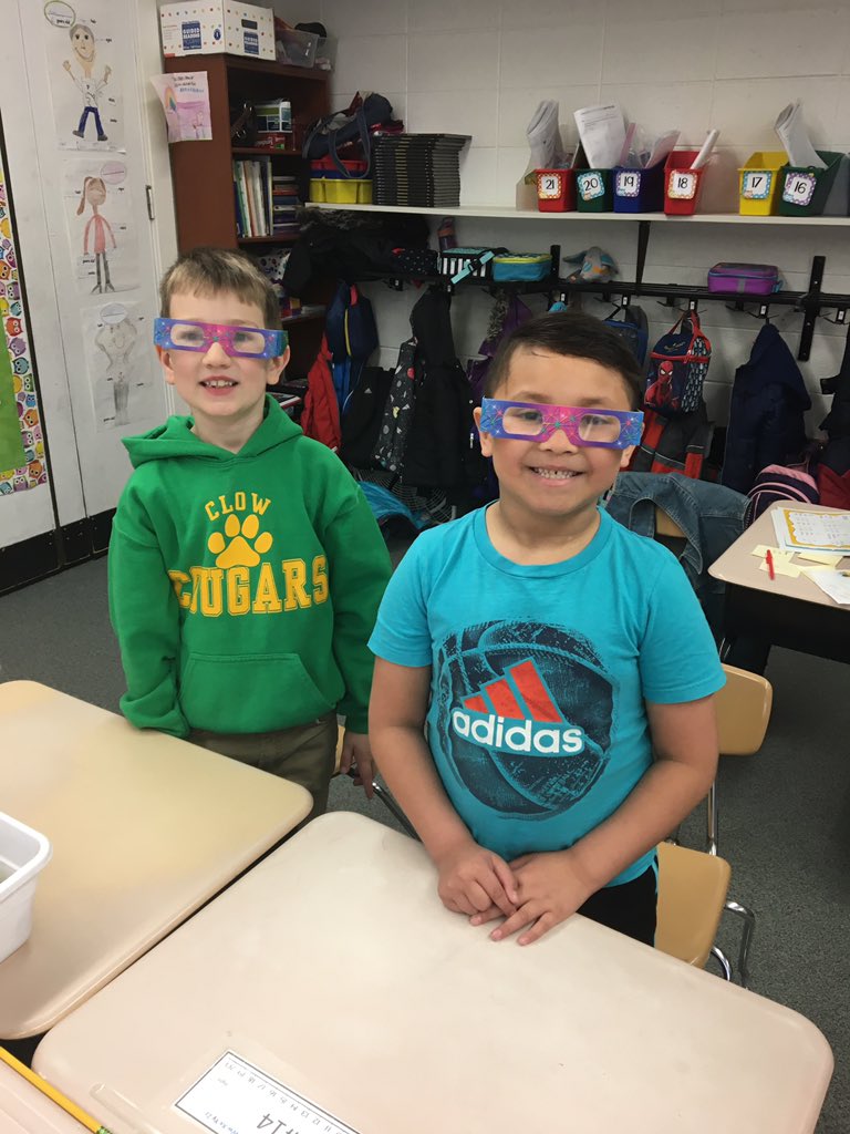 Molly Mackey tweet media