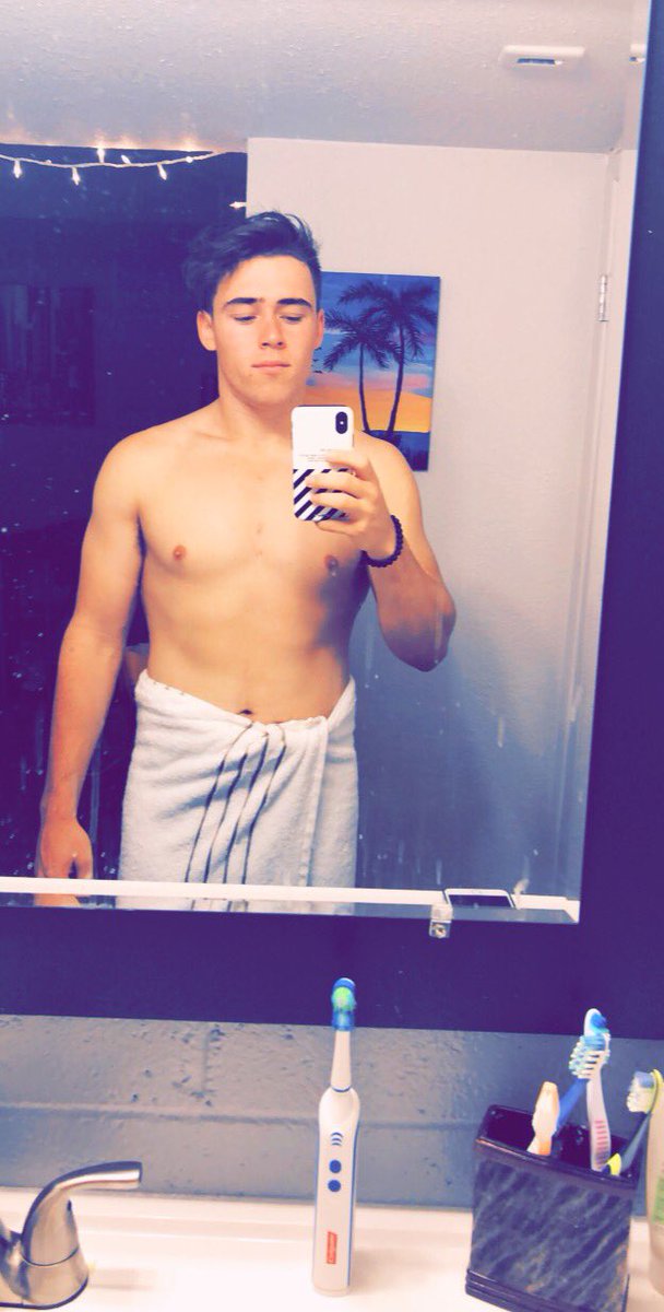 robhal76's tweet image. If you                          then you don't
don't love                   deserve
me at my                    me at my